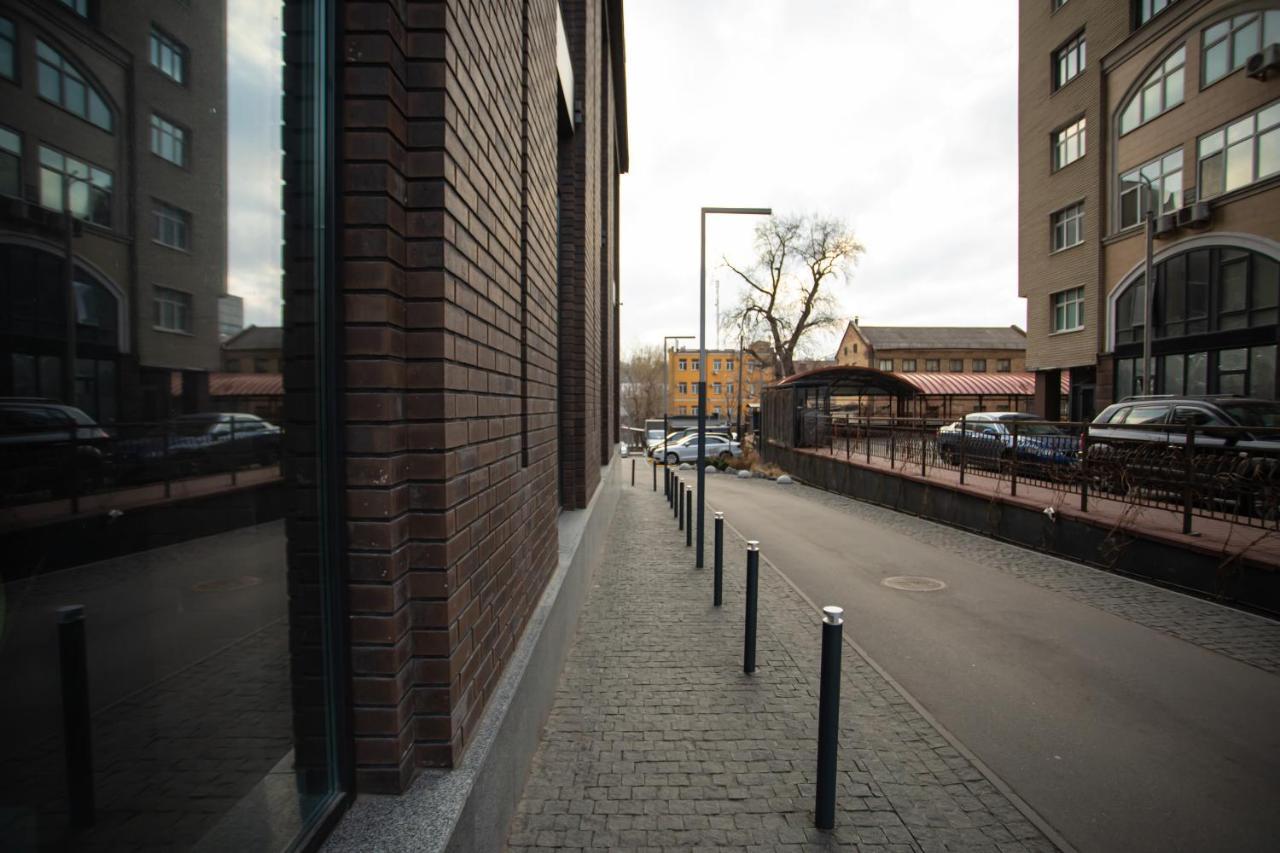 Petrovdom 13-141 In Rc New York Concept House With Bathroom Kiev Exterior foto